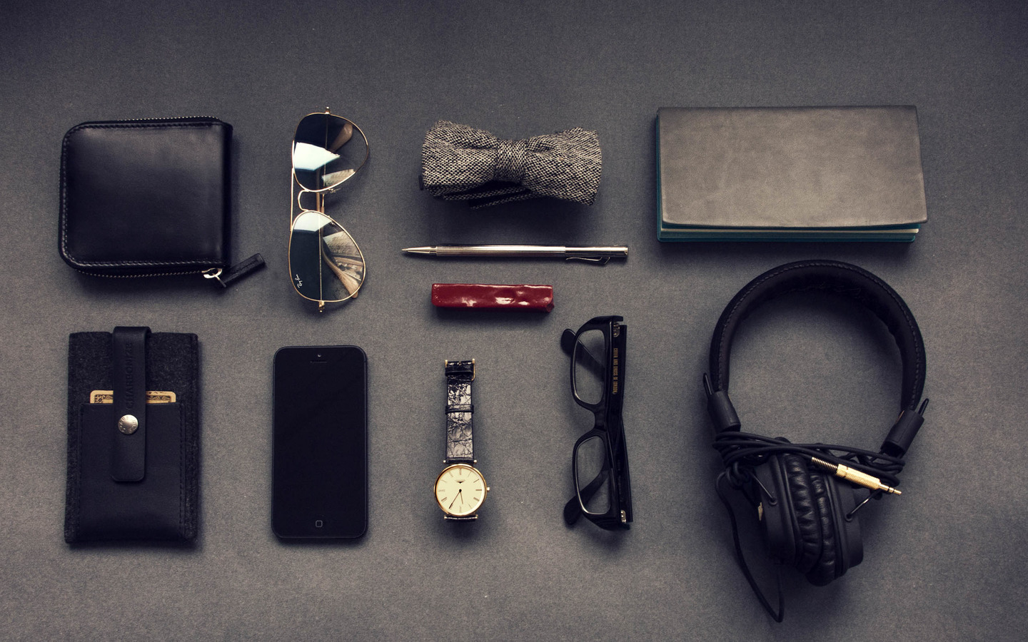 qiqi設(shè)計的個人主頁（封面預覽） - 主頁封面設(shè)置 - 站酷設(shè)計師qiqi設(shè)計原創(chuàng)素材 - 站酷ZCOOL