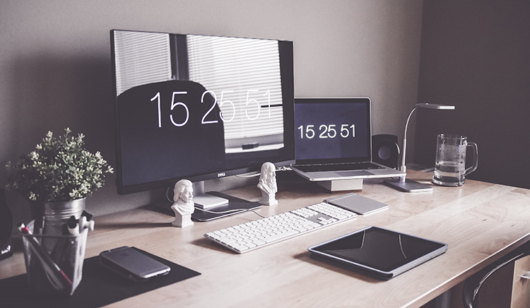 小丑的設(shè)計夢的個人主頁（封面預(yù)覽） - 主頁封面設(shè)置 - 站酷設(shè)計師小丑的設(shè)計夢原創(chuàng)素材 - 站酷ZCOOL