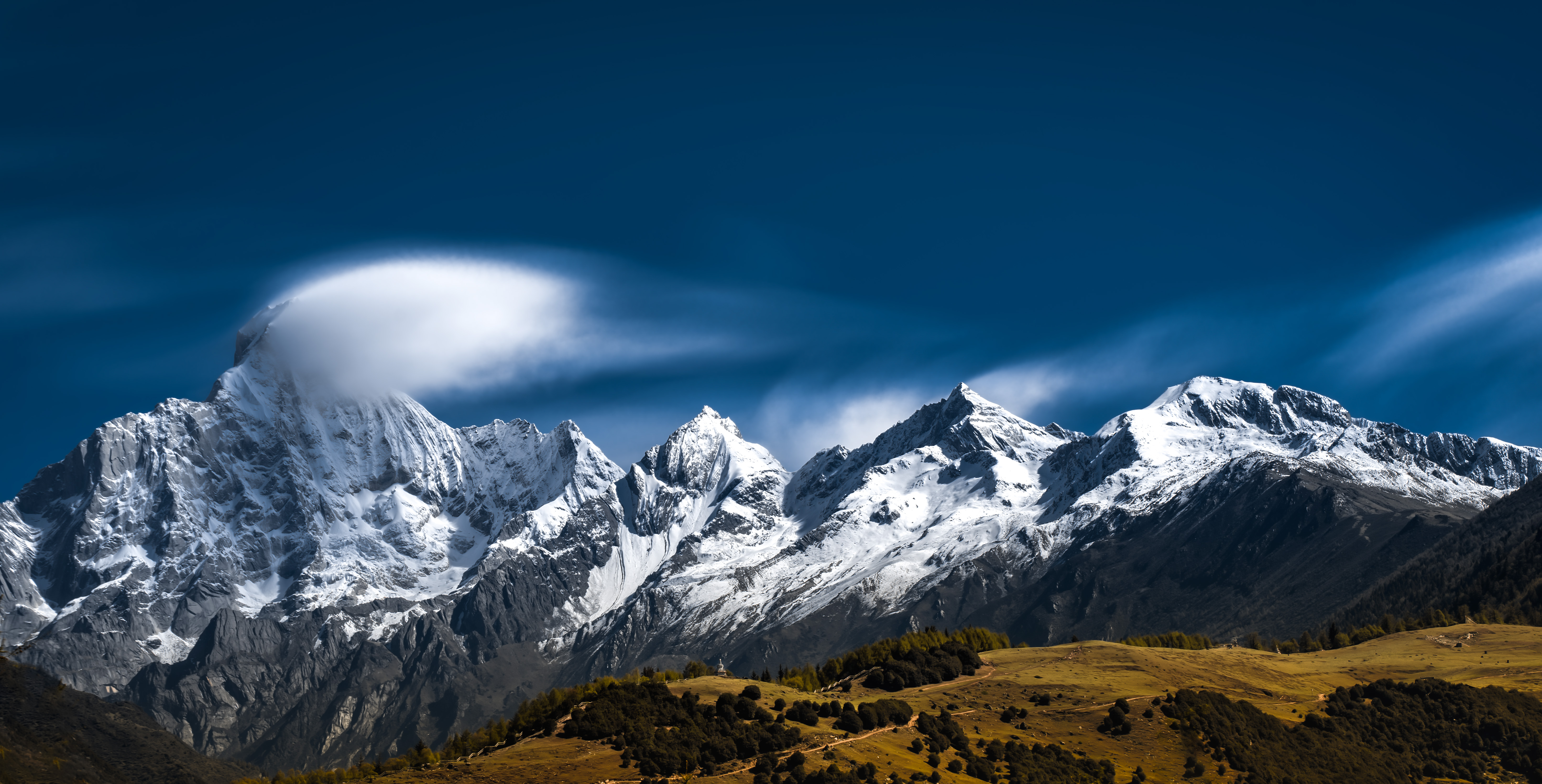 自由攝影師戲子的個(gè)人主頁（封面預(yù)覽） - 主頁封面設(shè)置 - 站酷設(shè)計(jì)師自由攝影師戲子原創(chuàng)素材 - 站酷ZCOOL