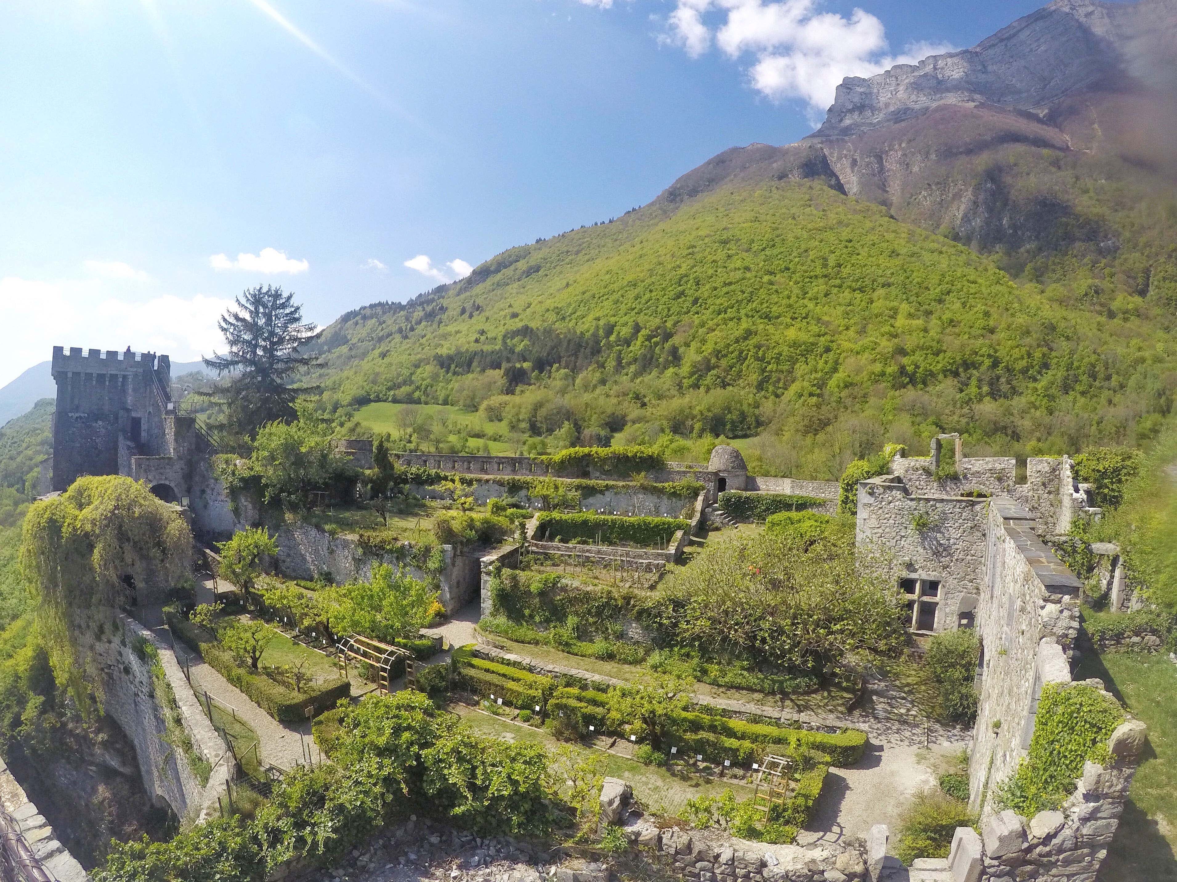 YOUNG99SEA的个人主页（背景预览） - 主页背景设置 - 站酷设计师YOUNG99SEA原创素材 - 站酷ZCOOL