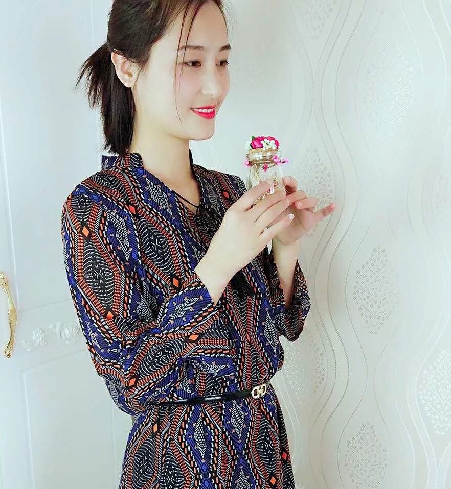 麻辣小橙的個人主頁（背景預(yù)覽） - 主頁背景設(shè)置 - 站酷設(shè)計師麻辣小橙原創(chuàng)素材 - 站酷ZCOOL