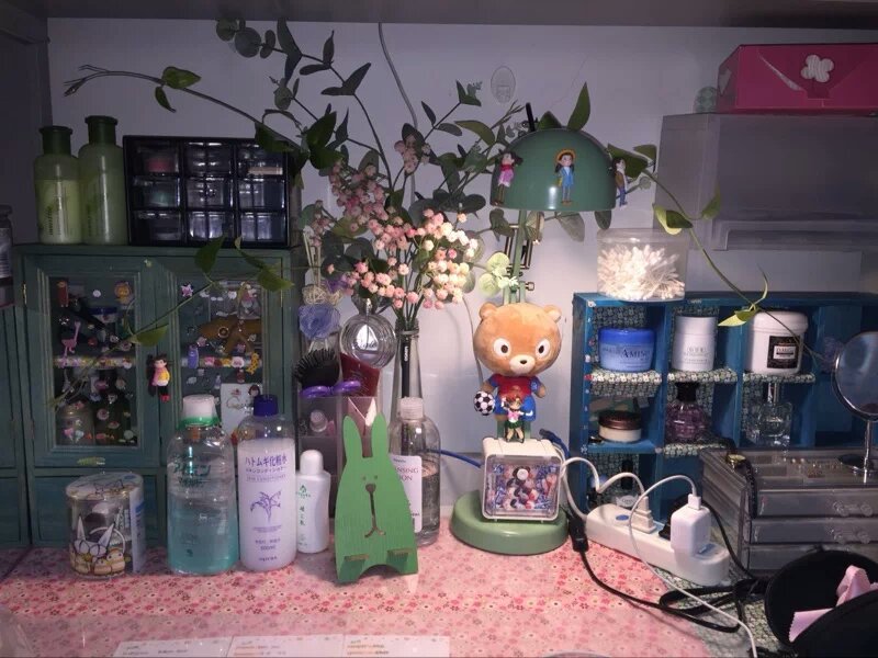 離家出走的鴿王的個(gè)人主頁(yè)（背景預(yù)覽） - 主頁(yè)背景設(shè)置 - 站酷設(shè)計(jì)師離家出走的鴿王原創(chuàng)素材 - 站酷ZCOOL