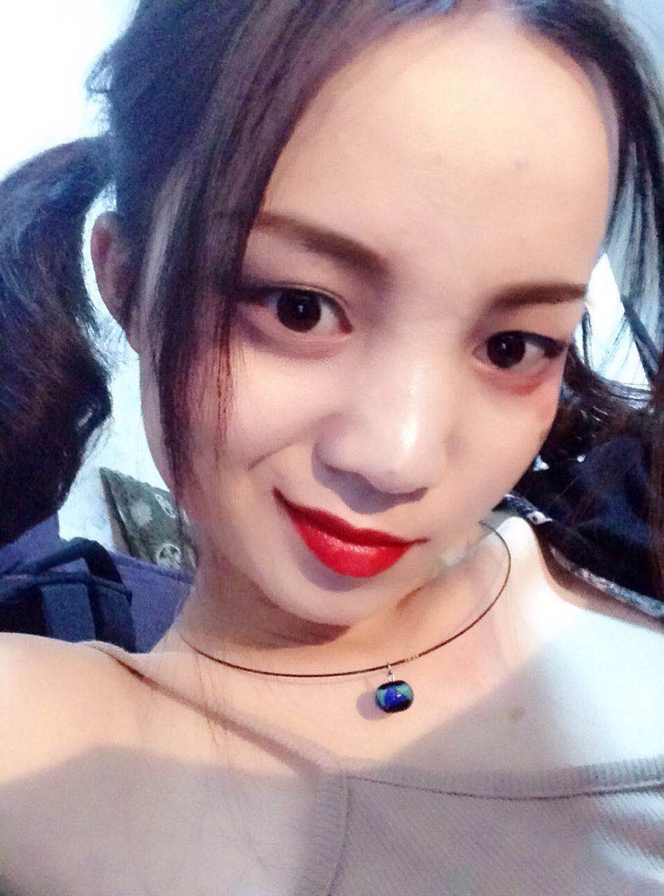 云海山川峽谷的個人主頁（背景預覽） - 主頁背景設(shè)置 - 站酷設(shè)計師云海山川峽谷原創(chuàng)素材 - 站酷ZCOOL