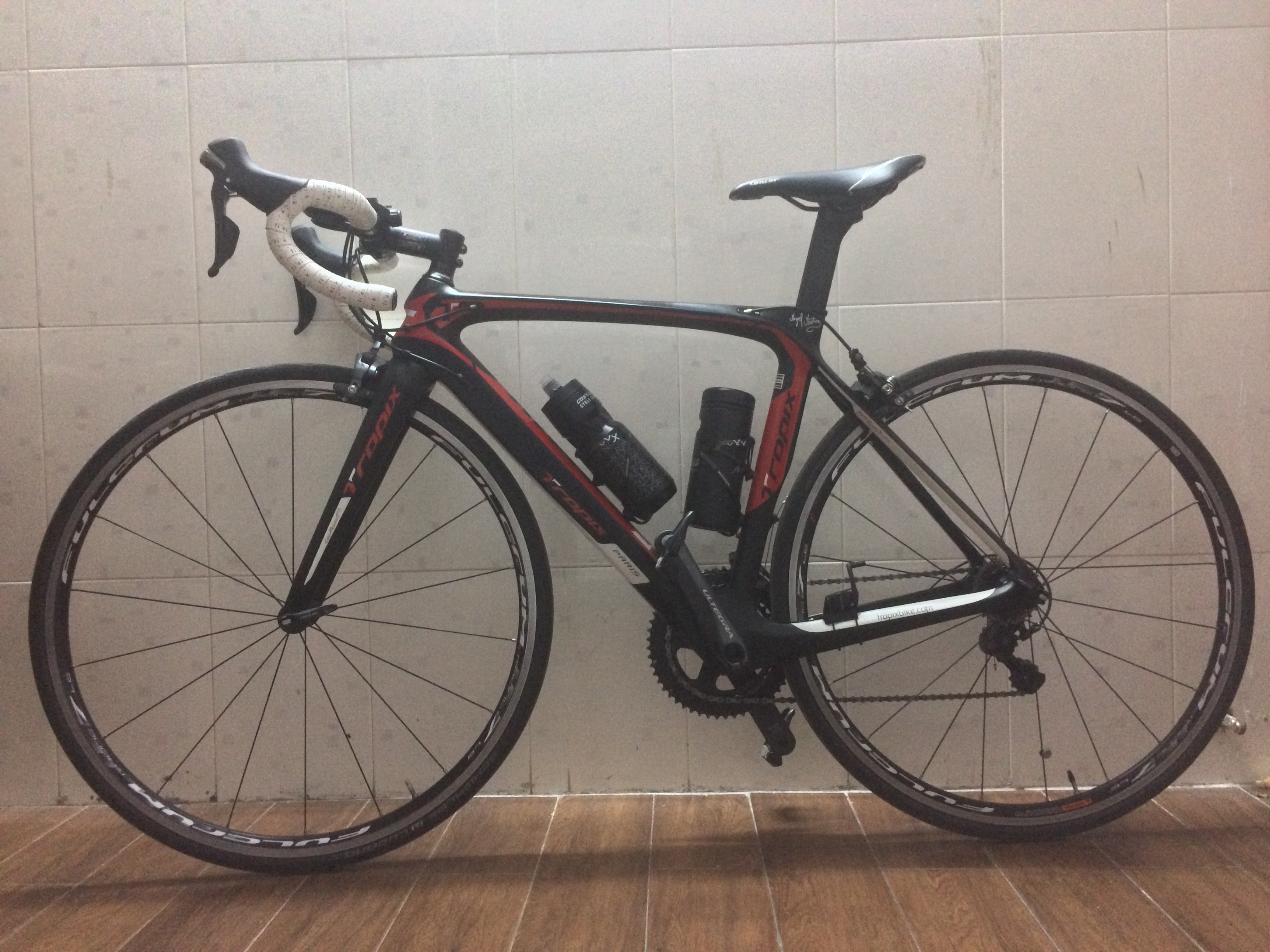 成吨设计师的个人主页（背景预览） - 主页背景设置 - 站酷设计师成吨设计师原创素材 - 站酷ZCOOL