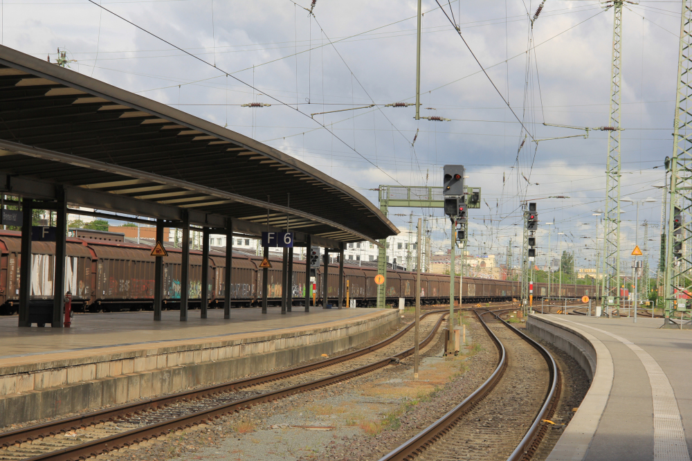 晴雨yu的个人主页（背景预览） - 主页背景设置 - 站酷设计师晴雨yu原创素材 - 站酷ZCOOL