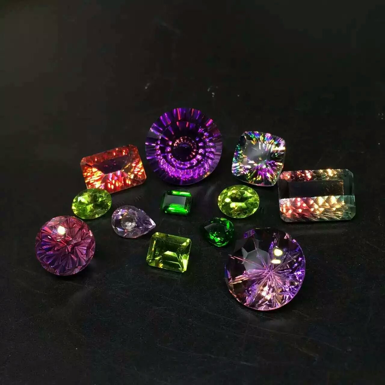 小少爷925的个人主页（背景预览） - 主页背景设置 - 站酷设计师小少爷925原创素材 - 站酷ZCOOL