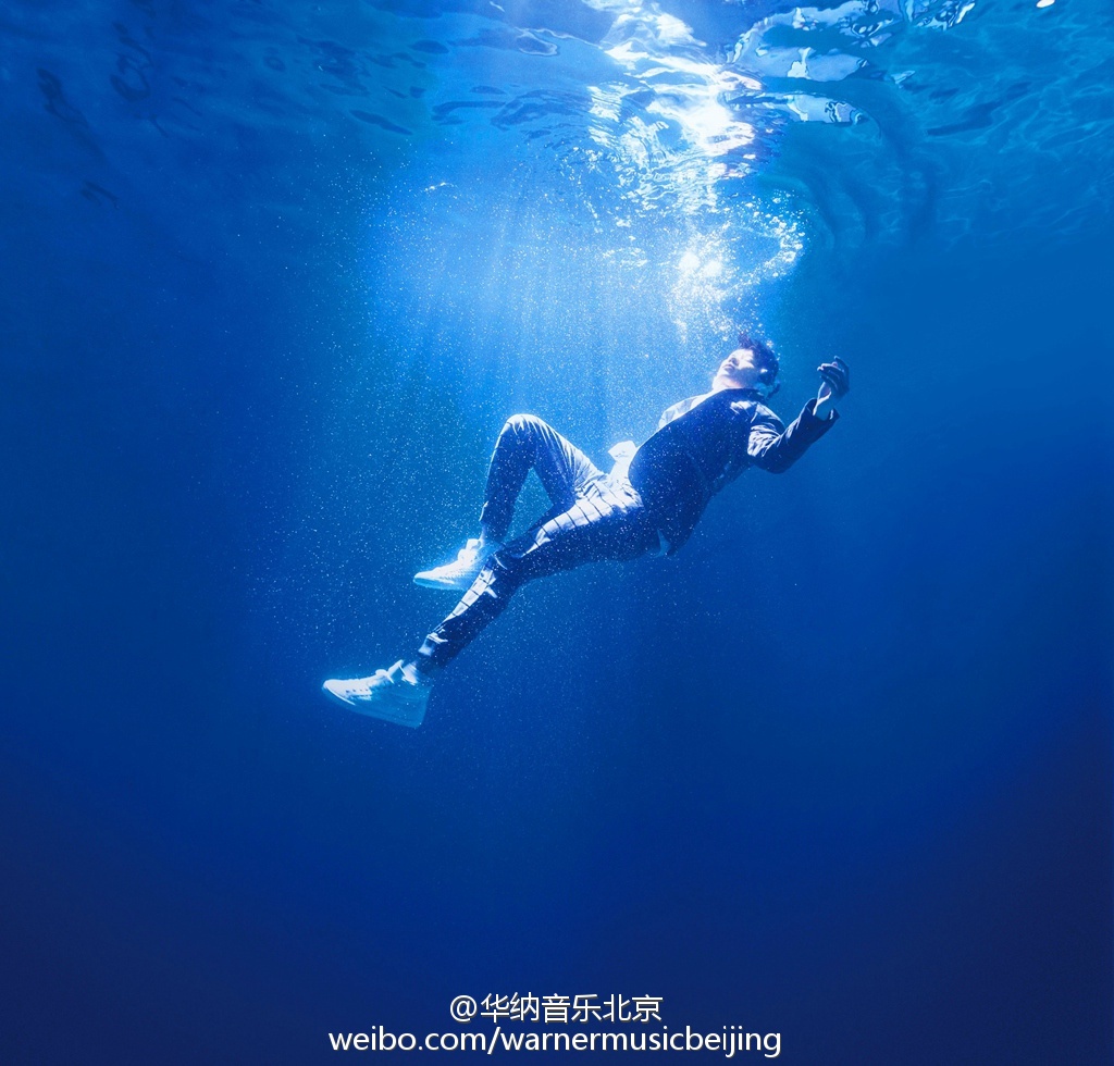 鳳梨寺住持的个人主页（背景预览） - 主页背景设置 - 站酷设计师鳳梨寺住持原创素材 - 站酷ZCOOL