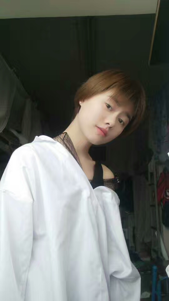 庸人自扰0的个人主页（背景预览） - 主页背景设置 - 站酷设计师庸人自扰0原创素材 - 站酷ZCOOL