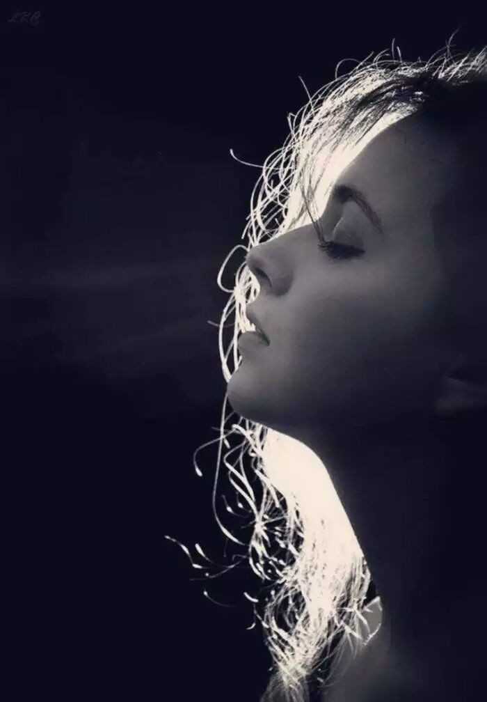 真的白貓的個(gè)人主頁(yè)（背景預(yù)覽） - 主頁(yè)背景設(shè)置 - 站酷設(shè)計(jì)師真的白貓?jiān)瓌?chuàng)素材 - 站酷ZCOOL