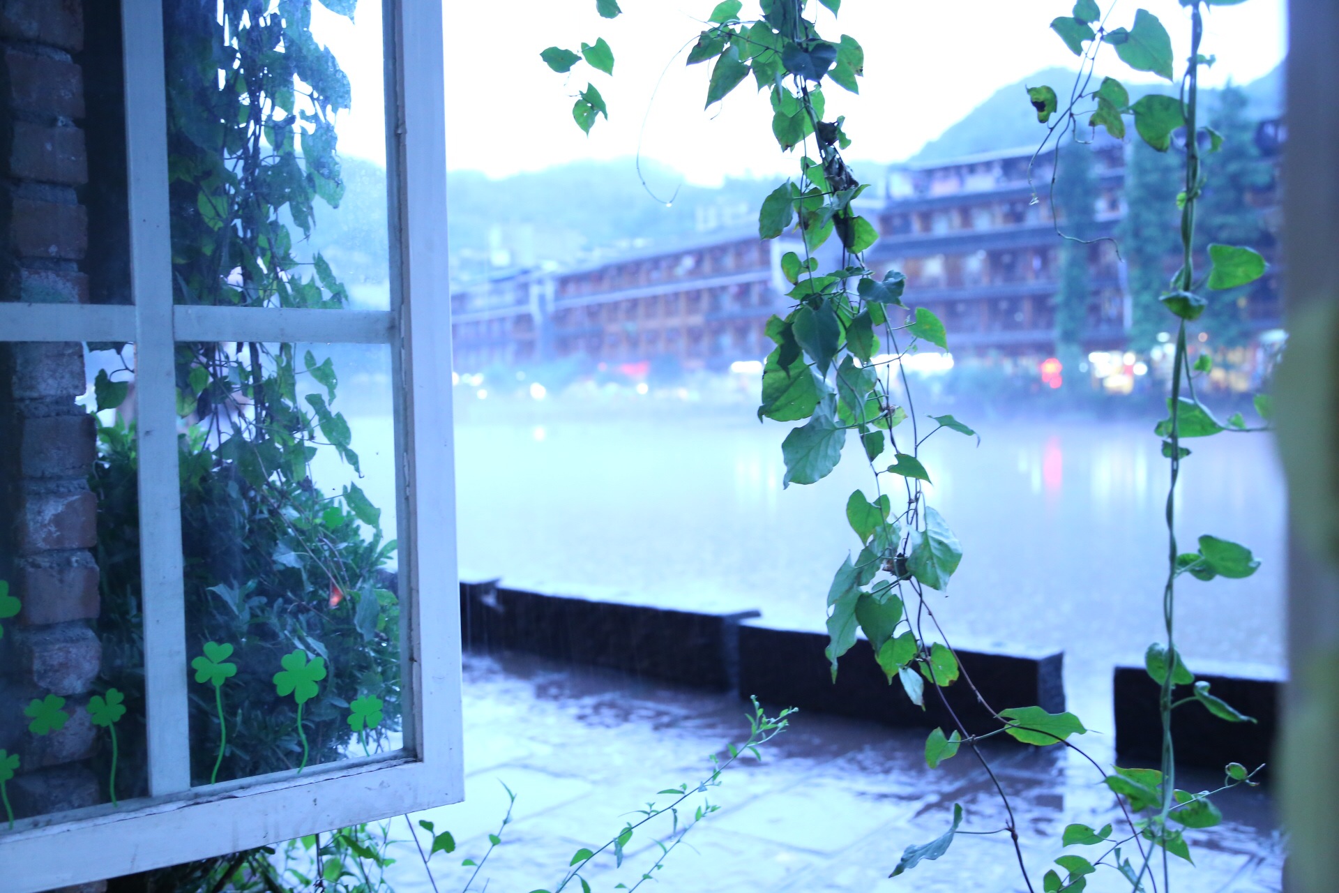 杨小饭的个人主页（背景预览） - 主页背景设置 - 站酷设计师杨小饭原创素材 - 站酷ZCOOL