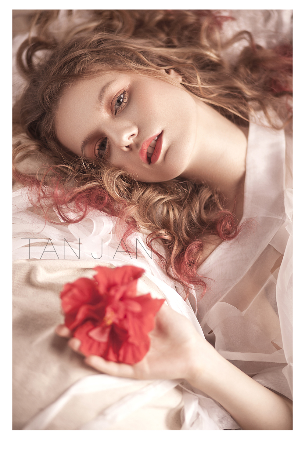 修图师谭健的个人主页（背景预览） - 主页背景设置 - 站酷设计师修图师谭健原创素材 - 站酷ZCOOL