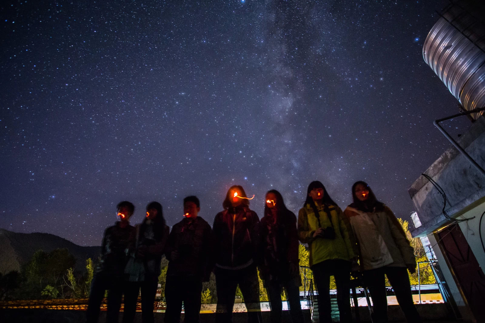 黄小猫maozi的个人主页（背景预览） - 主页背景设置 - 站酷设计师黄小猫maozi原创素材 - 站酷ZCOOL
