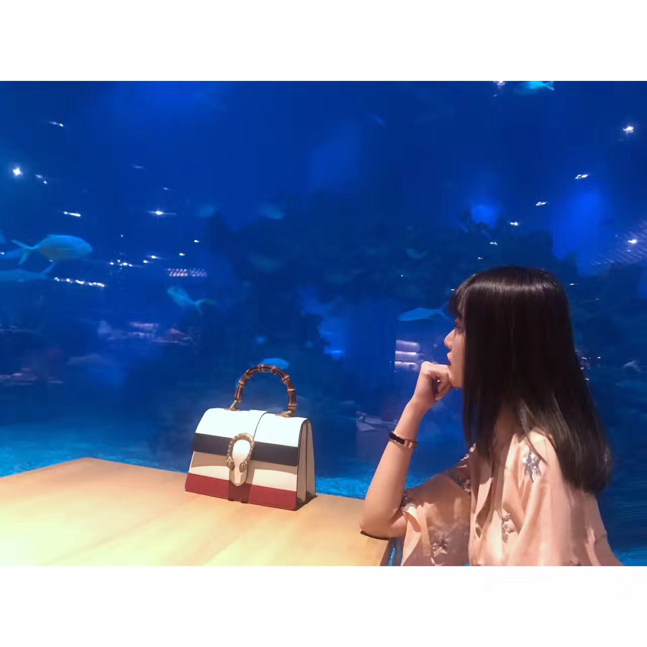 4one的个人主页（背景预览） - 主页背景设置 - 站酷设计师4one原创素材 - 站酷ZCOOL