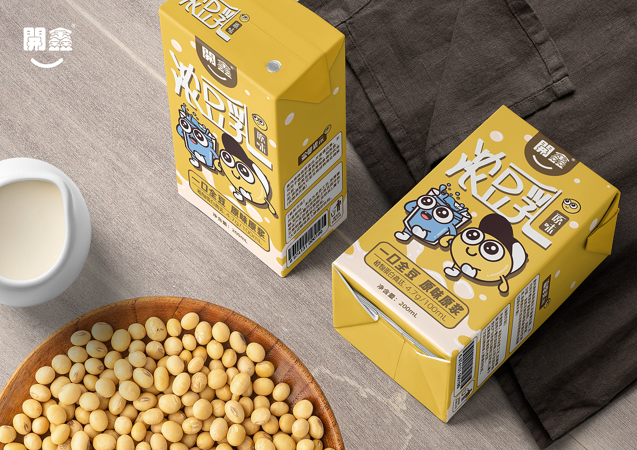 開鑫浓豆乳包装设计 | 开心饱满 一口浓郁（图ZMzUxOTQ0ODAw） - 包装 - 站酷设计师YifeiJ原创素材 - 站酷ZCOOL