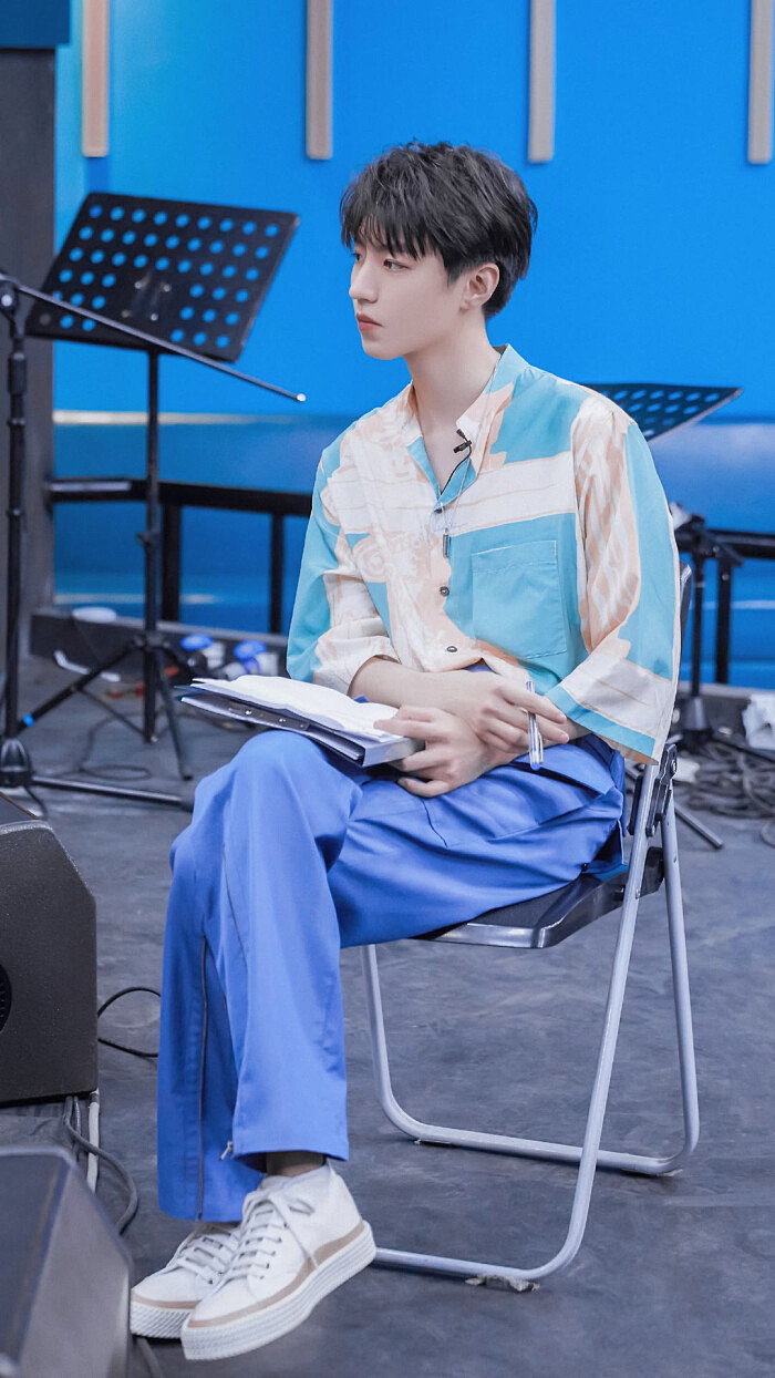 白希言的个人主页（背景预览） - 主页背景设置 - 站酷设计师白希言原创素材 - 站酷ZCOOL