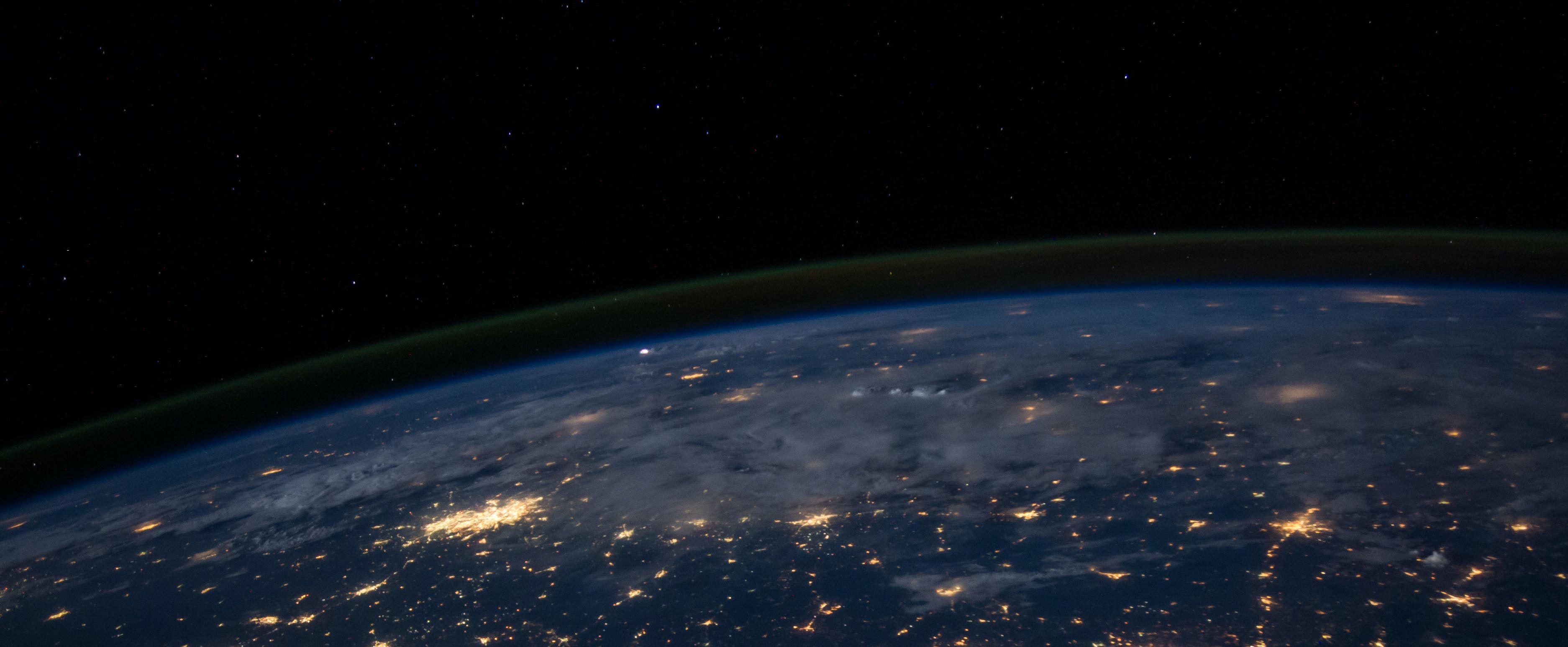 方有引力的个人主页（背景预览） - 主页背景设置 - 站酷设计师方有引力原创素材 - 站酷ZCOOL