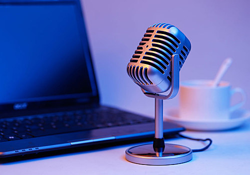 波點(diǎn)配音的個(gè)人主頁（背景預(yù)覽） - 主頁背景設(shè)置 - 站酷設(shè)計(jì)師波點(diǎn)配音原創(chuàng)素材 - 站酷ZCOOL