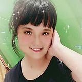 眼镜女飞人的头像
