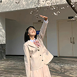 平面设计小学妹的头像
