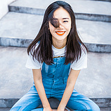 小婷爱设计的头像