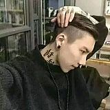 纵容i的头像