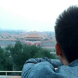阑珊下的笔的头像