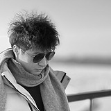 ZzzzY设计的头像