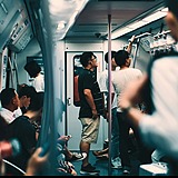 苏啦苏啦的头像