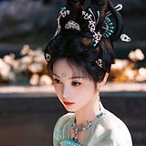 画画的赵小晞的头像