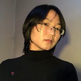 洞穴之外的头像