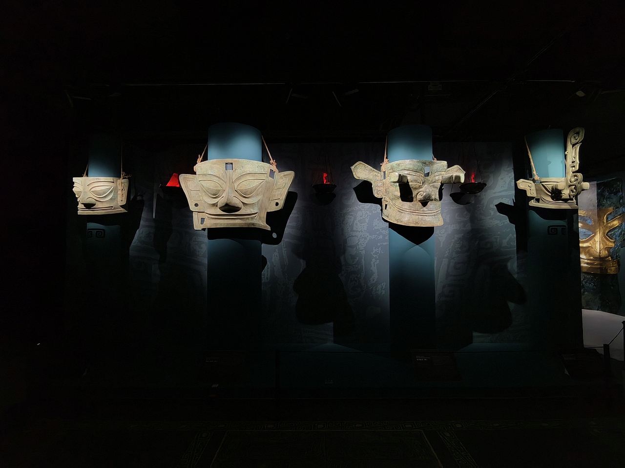 遇见古蜀·三星堆文化艺术展（手机摄影）（图ZMzcxMTk2ODcy） - 人文/纪实摄影 - 站酷设计师ll_my原创素材 - 站酷ZCOOL