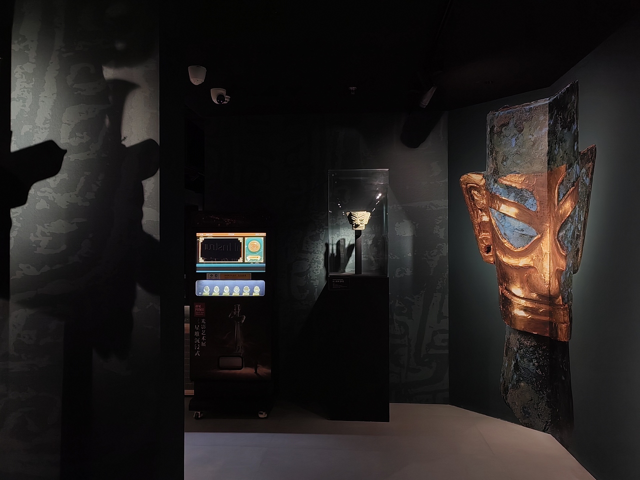 遇见古蜀·三星堆文化艺术展（手机摄影）（图ZMzcxMTk2ODk2） - 人文/纪实摄影 - 站酷设计师ll_my原创素材 - 站酷ZCOOL