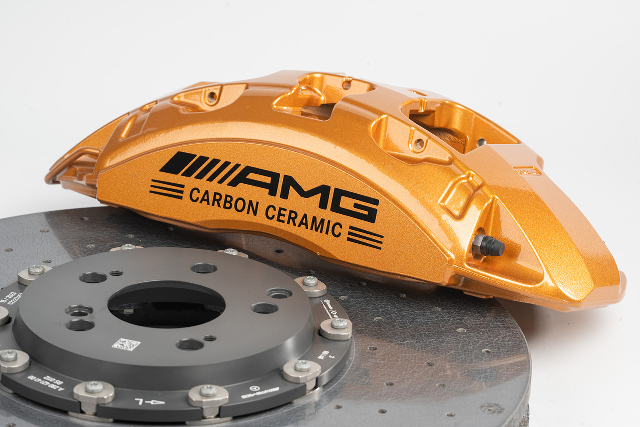 AMG 陶瓷卡鉗白底圖（圖ZMzcxMjI5ODg0） - 產(chǎn)品攝影 - 站酷設(shè)計師ShieldZhang原創(chuàng)素材 - 站酷ZCOOL