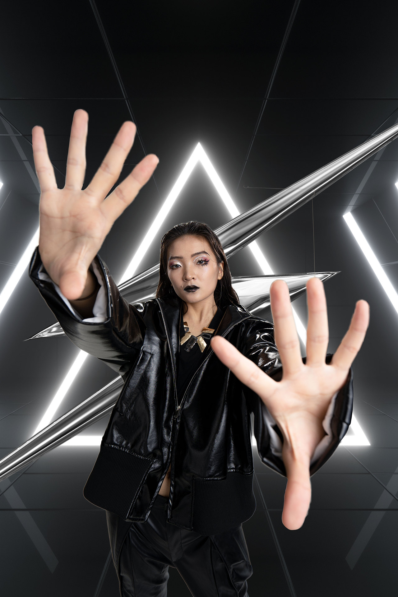 人像拍攝《次時(shí)代》部份作品（圖ZMzcxMzE2NjA0） - 人像攝影 - 站酷設(shè)計(jì)師ShieldZhang原創(chuàng)素材 - 站酷ZCOOL