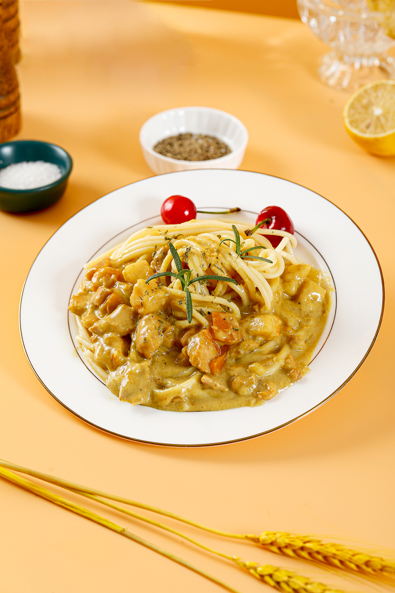 牛肉酱意面咖喱黑胡椒意面西餐速食儿童拌面面粉面线