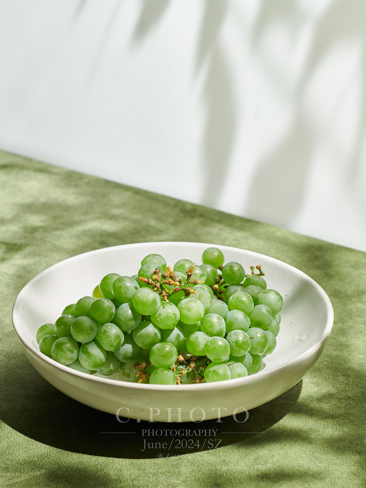  水晶葡萄深圳水果摄影成都美食摄影静物摄影（图ZMzcxNDMwNzE2） - 美食摄影 - 站酷设计师Cphoto商业摄影师原创素材 - 站酷ZCOOL