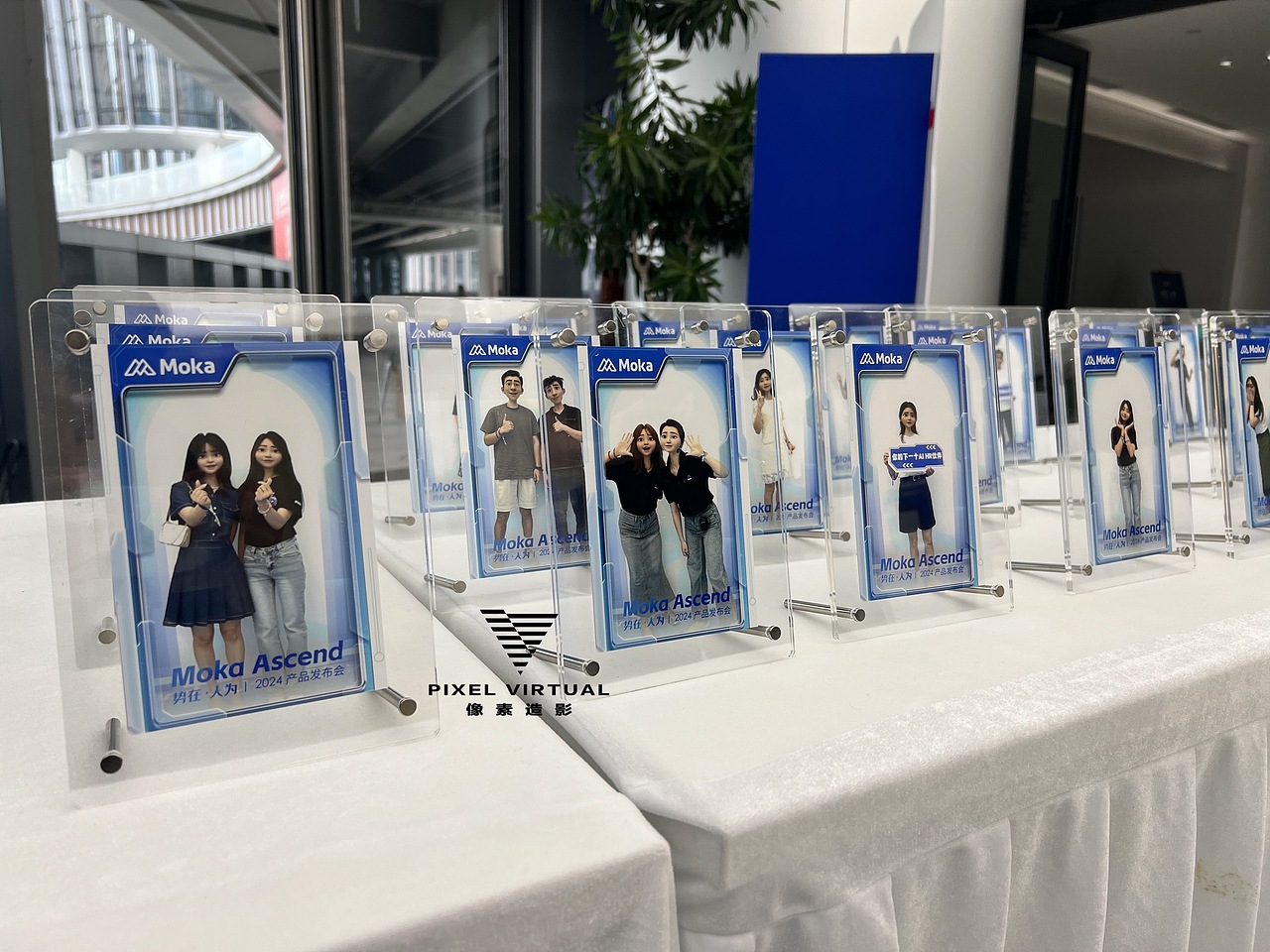 深圳势在人为发布会全息仓Ai拍照