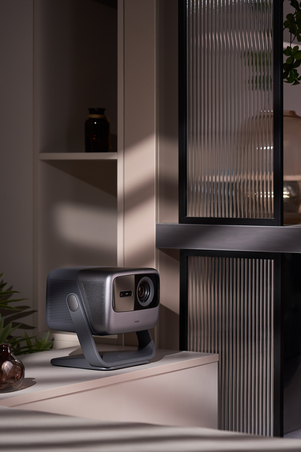 JMGO N1S Ultra 4K 至臻版智能投影仪（图ZMzcxNTAyMTA0） - 产品摄影 - 站酷设计师之海原创素材 - 站酷ZCOOL
