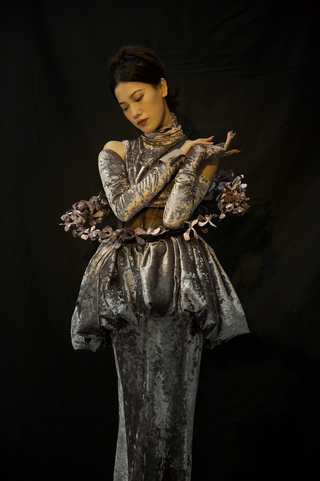 #2024青春答卷# SOUL FERRY（图ZMzcxNTE3MjYw） - 正装/礼服 - 站酷设计师苏州大学艺术学院原创素材 - 站酷ZCOOL