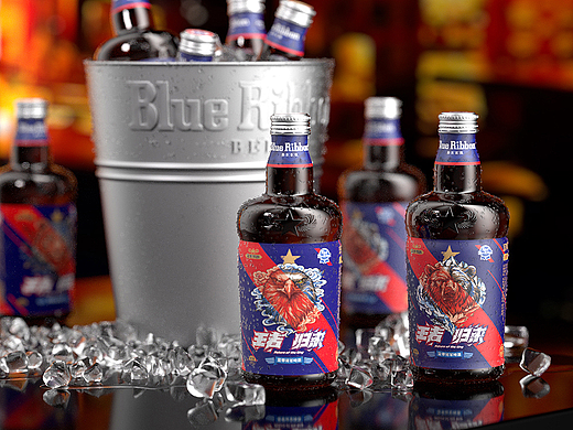 王者归来-蓝带啤酒包装设计