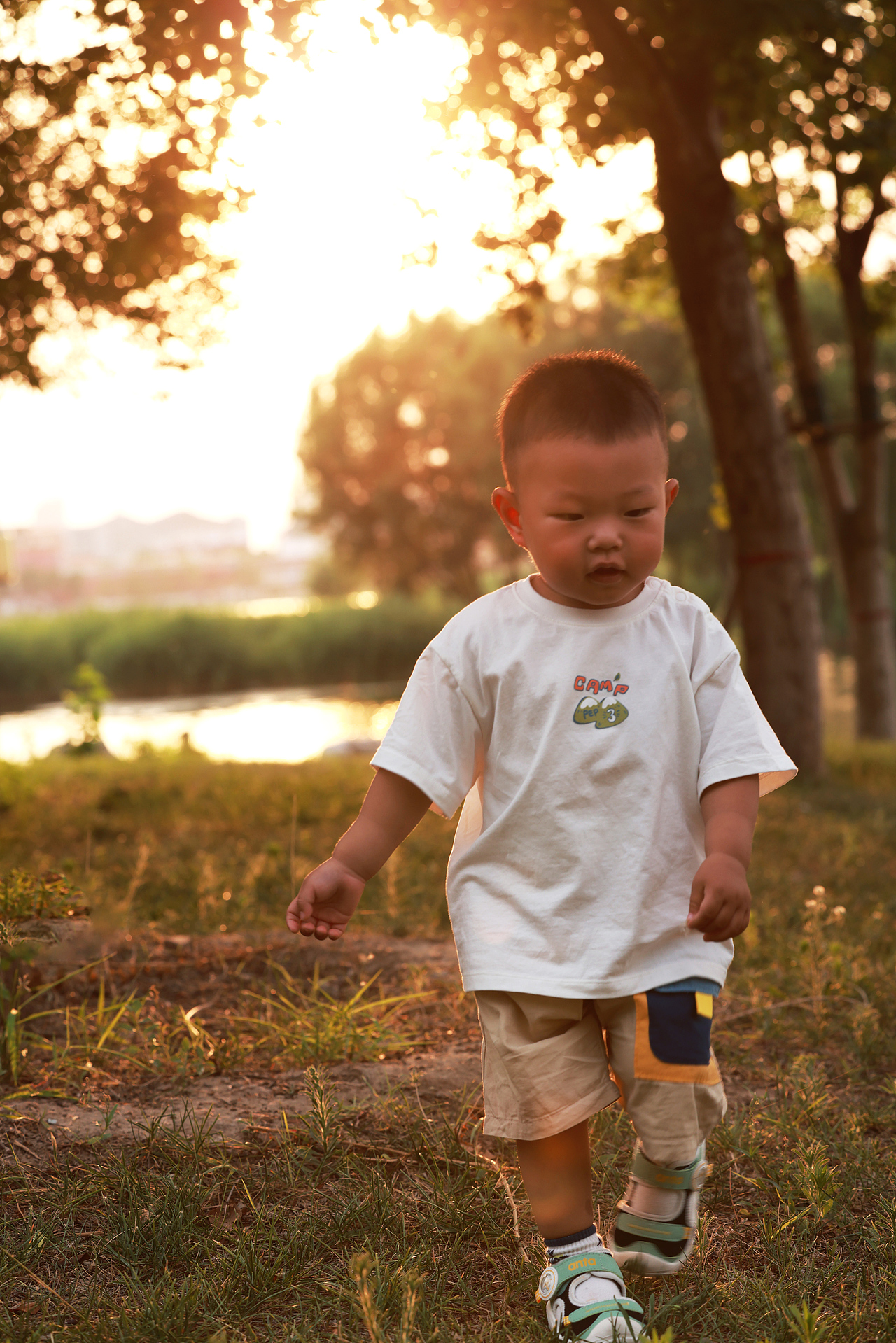 捕捉到一个小可爱宝宝！儿童摄影外景系列（图ZMzcxNjY0NzE2） - 人像摄影 - 站酷设计师好兄弟传媒原创素材 - 站酷ZCOOL