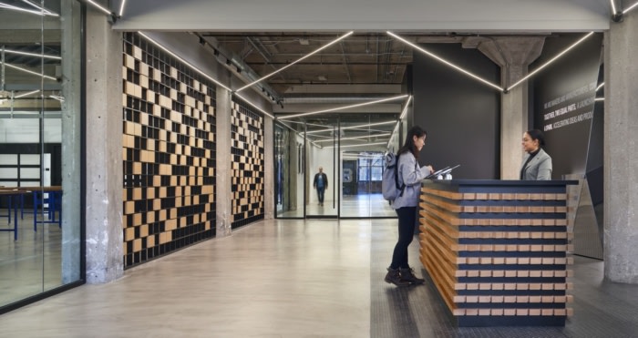 办公楼装修设计：颂扬了历史建筑的原始元素 垂直延伸了富尔顿街的轴线（图ZMTQ4MjY2NDg=） - 资讯 - 站酷设计师凯悦办公装修原创素材 - 站酷ZCOOL