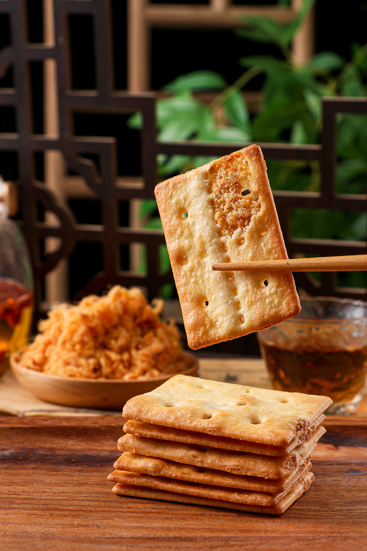 肉松馅夹心薄酥脆咸香牛肉馅酥脆饼干苏打饼干黄油饼干