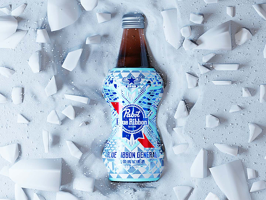 野性微醺《鹰击长空》