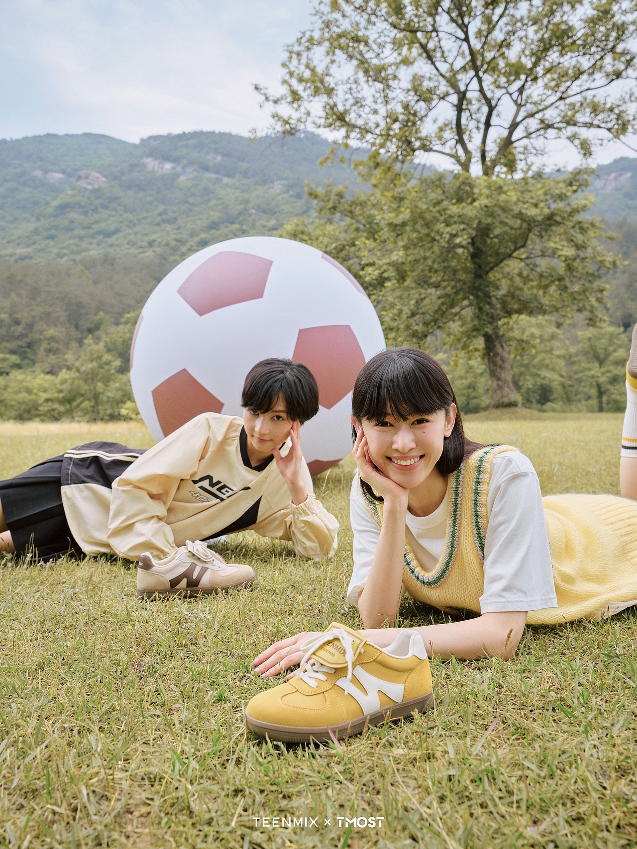 潮流女鞋形象拍摄分享 | 天美意 复古足球系列