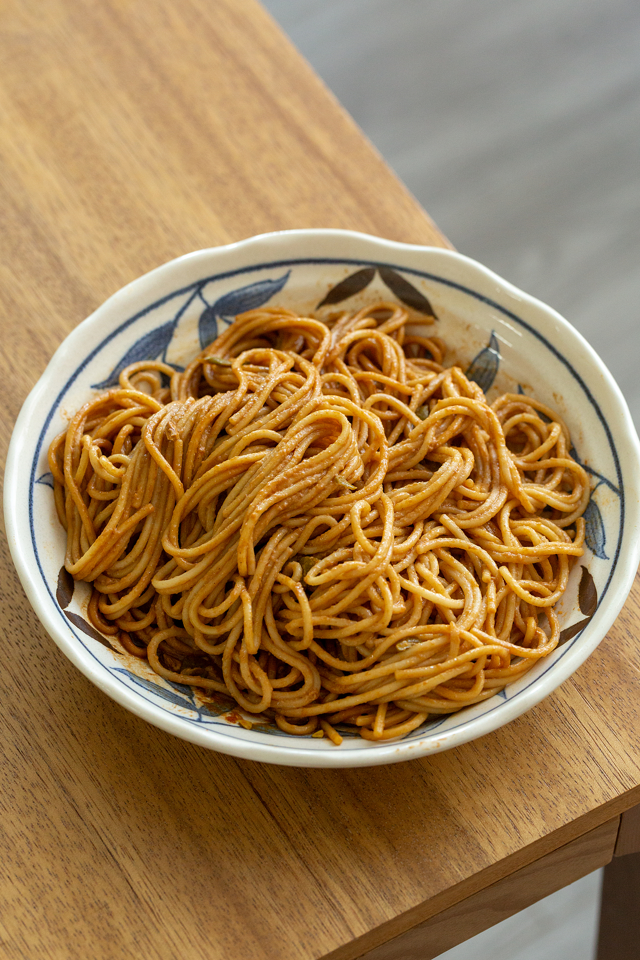 餐具和食品，《有点好看又有点难看》（图ZMzcxNzk5NDE2） - 产品摄影 - 站酷设计师北极超甜虾原创素材 - 站酷ZCOOL