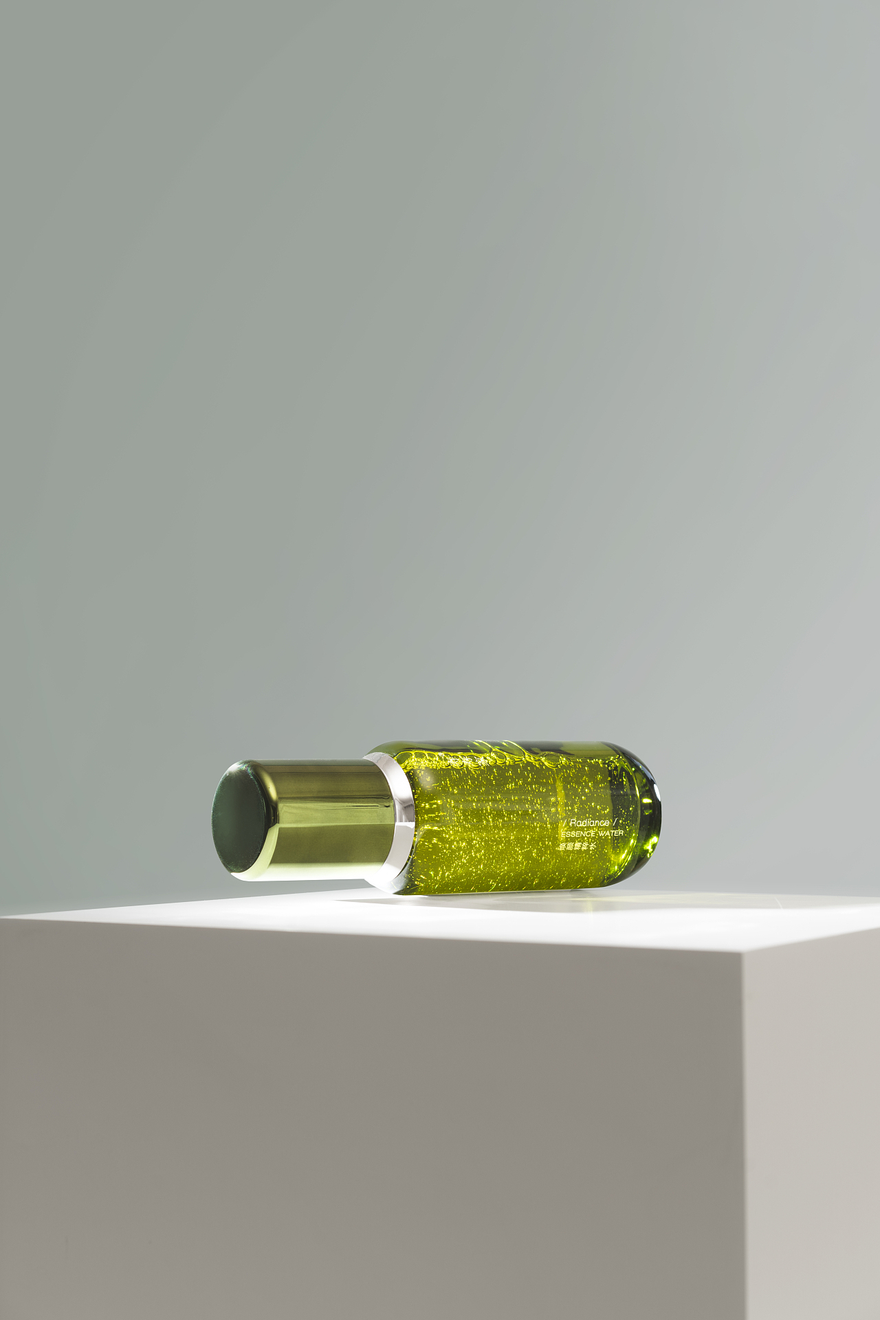 自然 绿植 实验室 精粹水 美妆产品拍摄（图ZMzcxODc1ODI0） - 产品摄影 - 站酷设计师v大梨呀原创素材 - 站酷ZCOOL