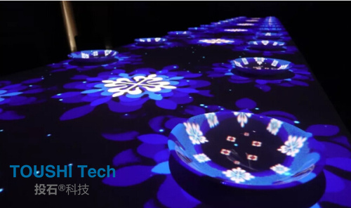 经典案例回顾：百达翡丽晚宴餐桌投影秀，一场视觉与味蕾的奢华交响（图ZMTQ4MzAzMDg=） - 观点 - 站酷设计师投石艺术装置原创素材 - 站酷ZCOOL