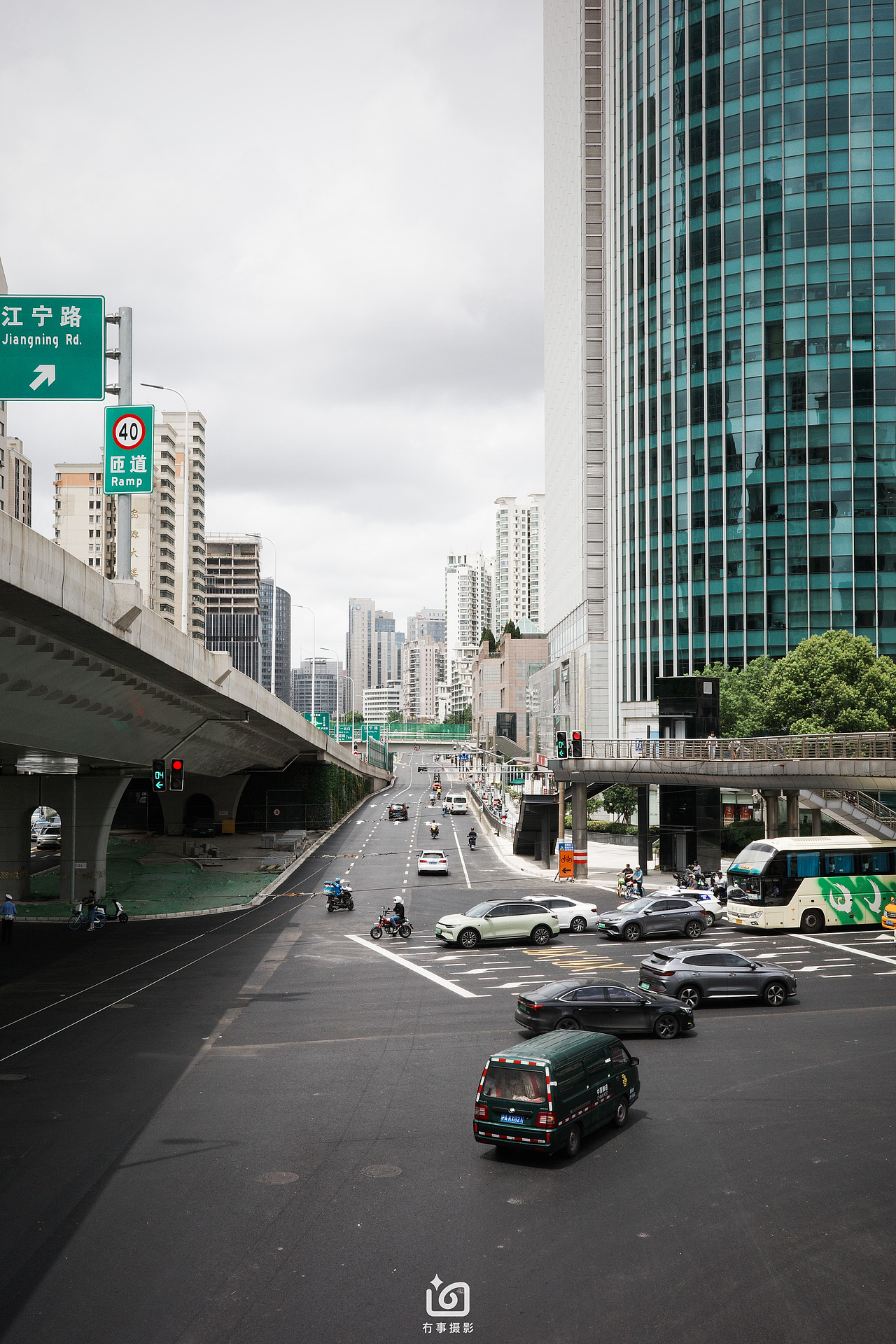 上海，街角游记（图ZMzcyMDExODQw） - 人文/纪实摄影 - 站酷设计师冇事摄影原创素材 - 站酷ZCOOL