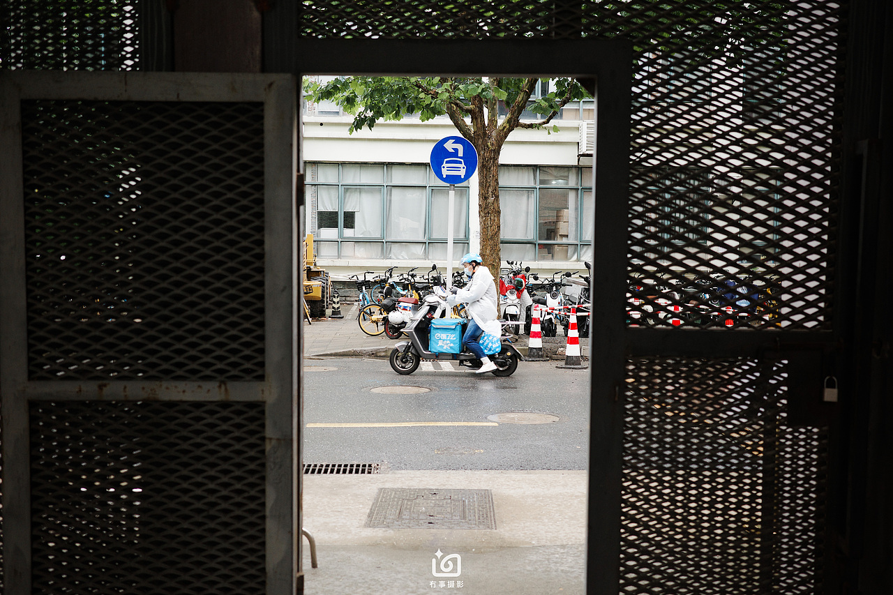 上海，街角游记（图ZMzcyMDExODky） - 人文/纪实摄影 - 站酷设计师冇事摄影原创素材 - 站酷ZCOOL